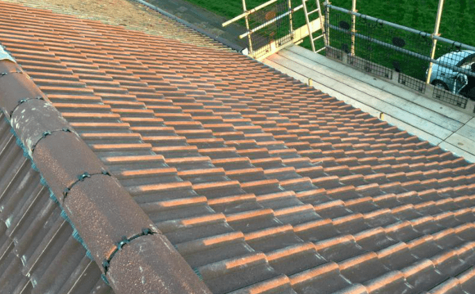 roof repairs in swindon